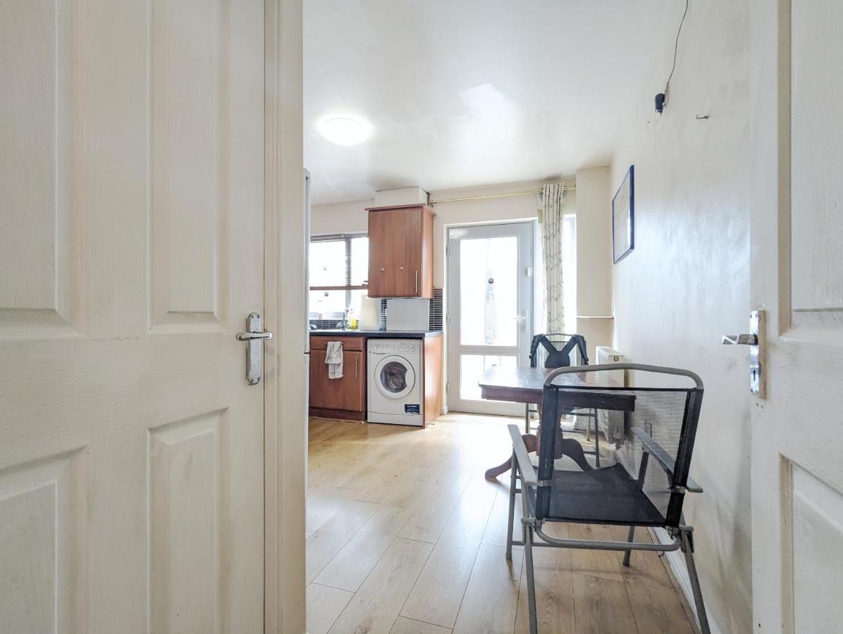 Guest Rooms Near City Centre & Dock Free Parking 利物浦 外观 照片