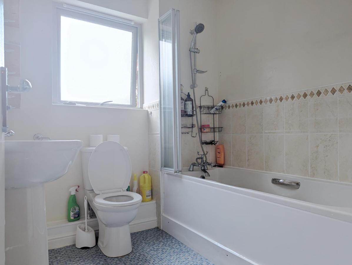 Guest Rooms Near City Centre & Dock Free Parking 利物浦 外观 照片