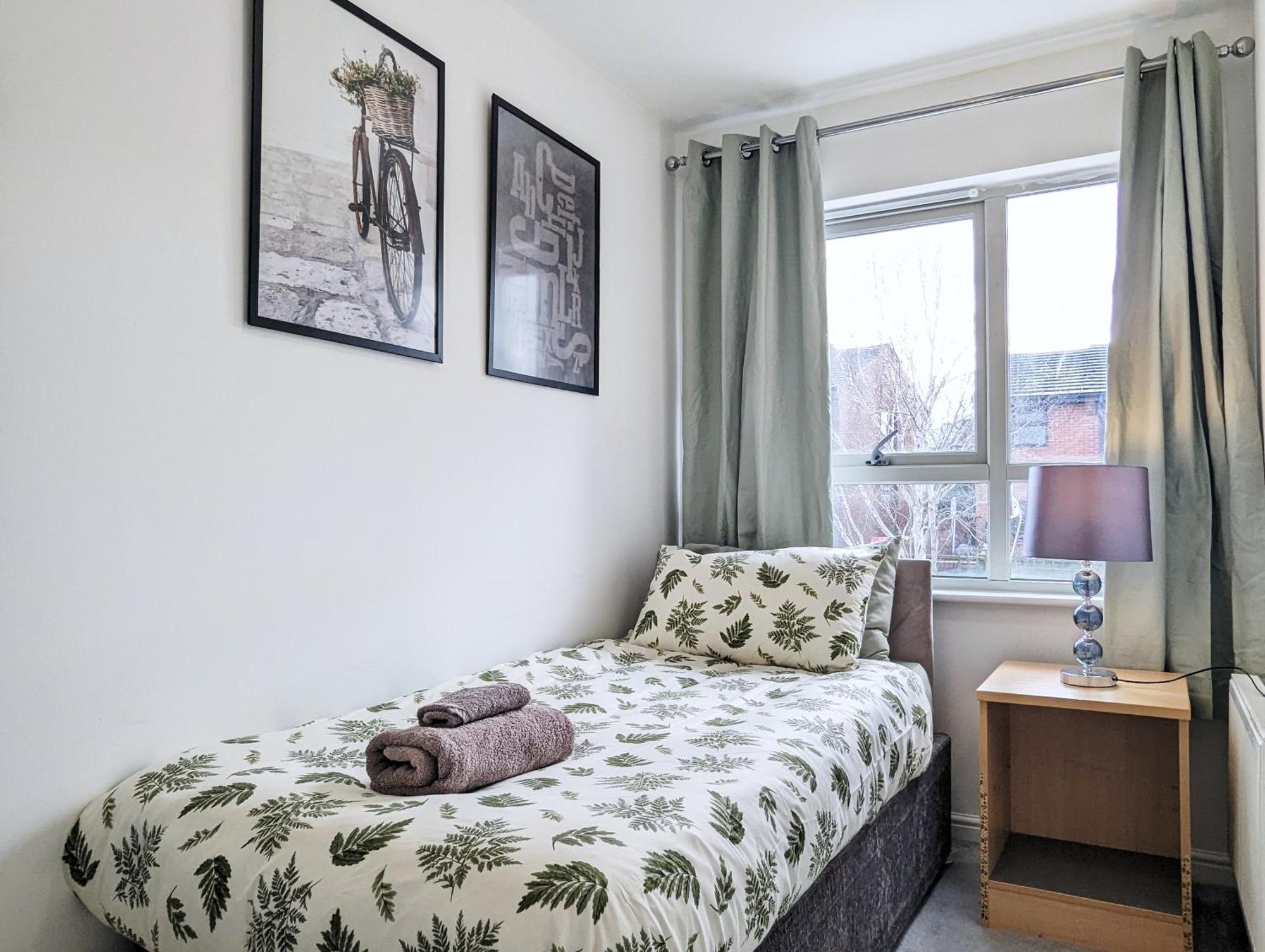Guest Rooms Near City Centre & Dock Free Parking 利物浦 外观 照片