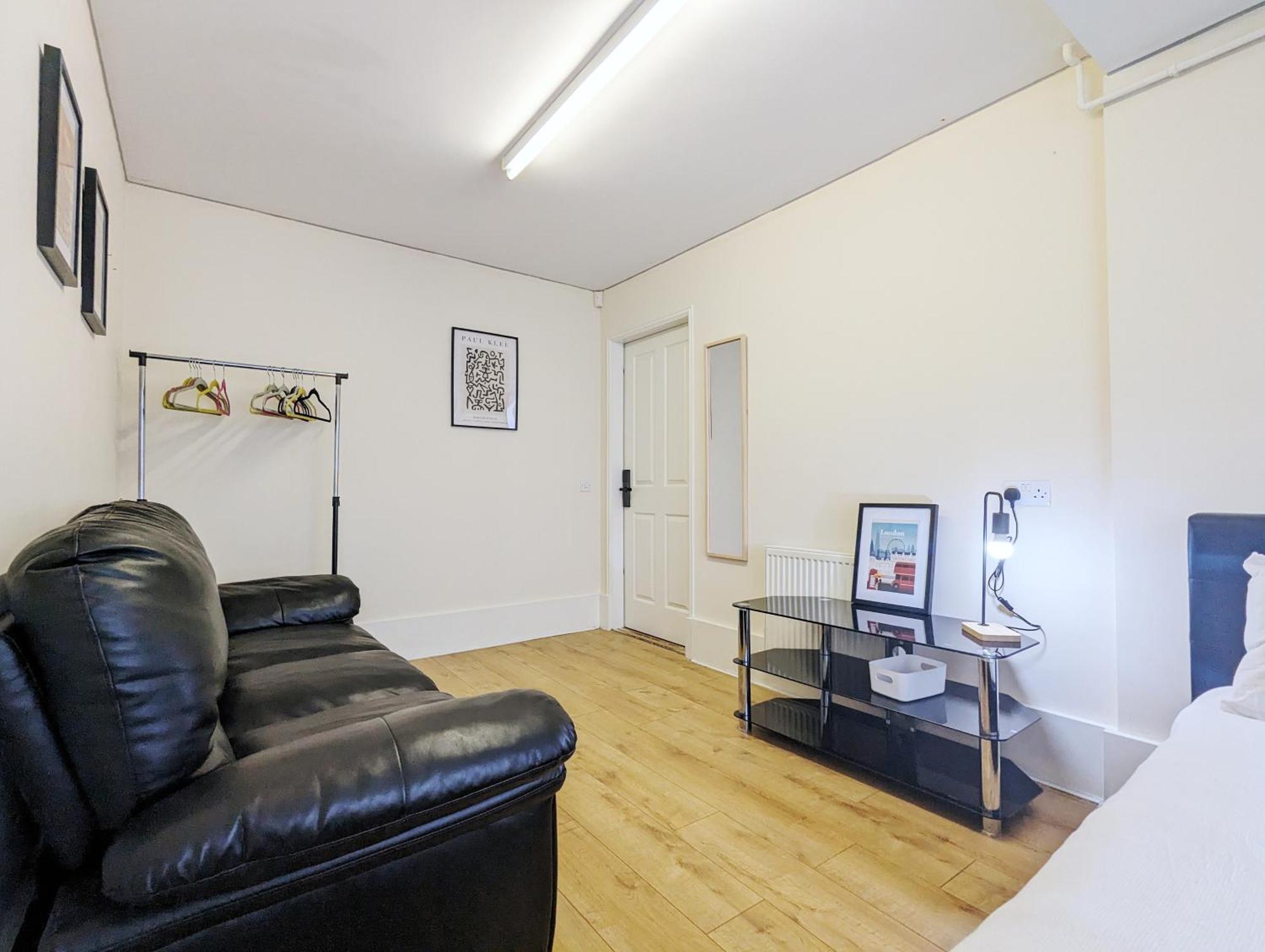 Guest Rooms Near City Centre & Dock Free Parking 利物浦 外观 照片