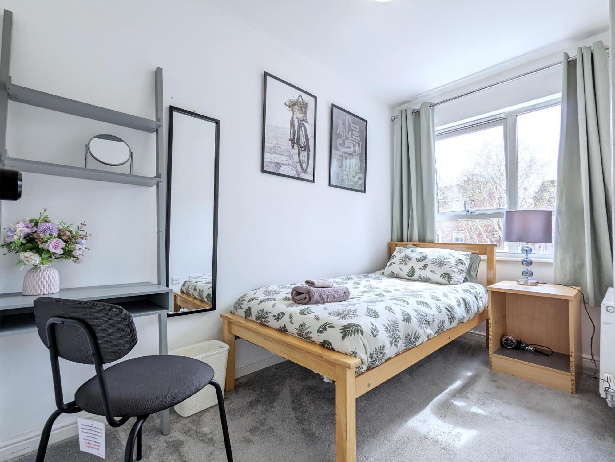Guest Rooms Near City Centre & Dock Free Parking 利物浦 外观 照片